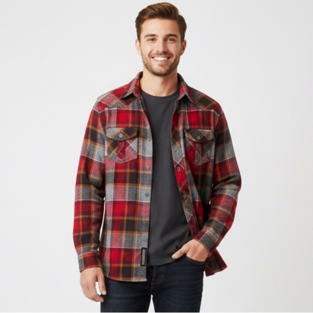 Mountain Ridge Double Chest Pockets Snaps Men Small Classic Red Plaid Shirt